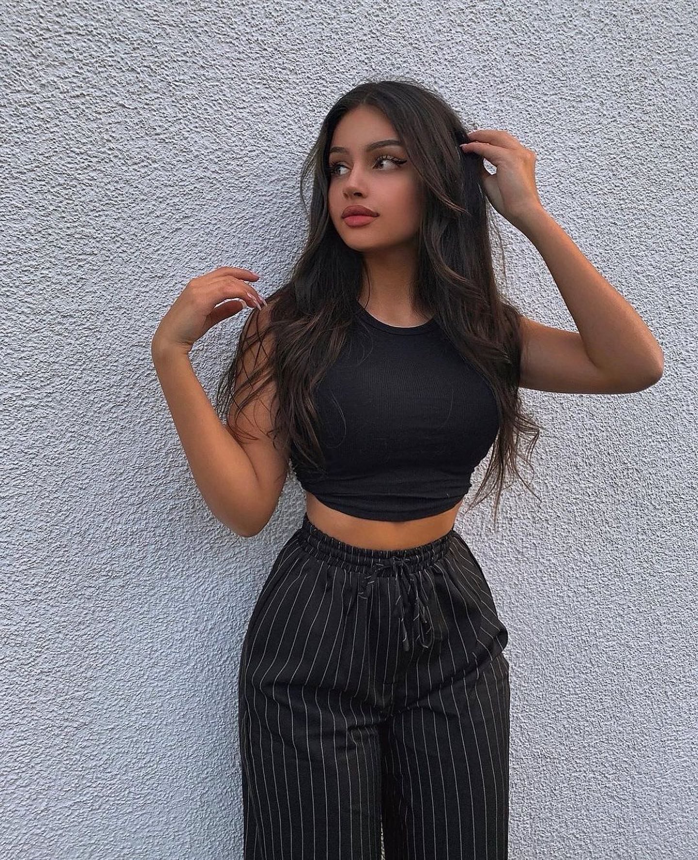 frostyviviana's profile picture. 