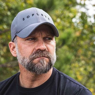 lucas_edward11's profile picture. single dad with a daughter...
just be real 
military zone,keep off
