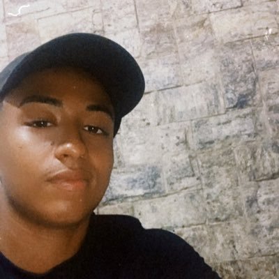 O único que conhecendo minhas falhas, meus defeitos ficou ✝️
