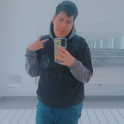 Alexsander52813's profile picture. 