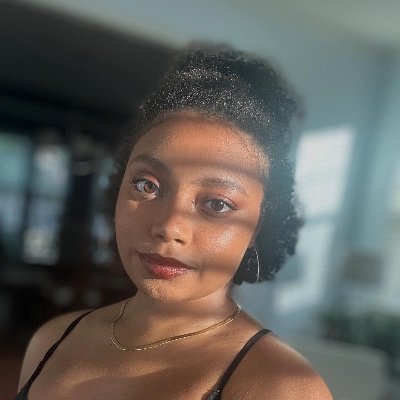 _AutumnBreezy's profile picture. “growth is not often found in comfort.”🪴 | believer † | BSU Alumni 🐶 | #MentalHealthAwareness | #ForTheDistrict