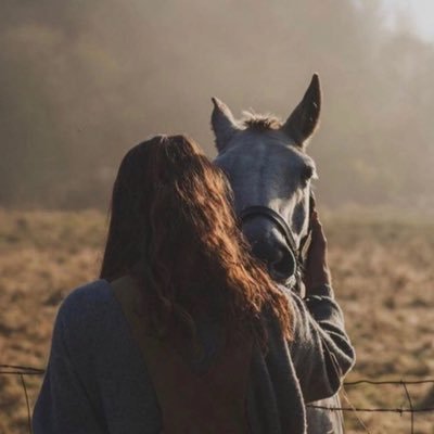 لك العهد والعشق والانتماء