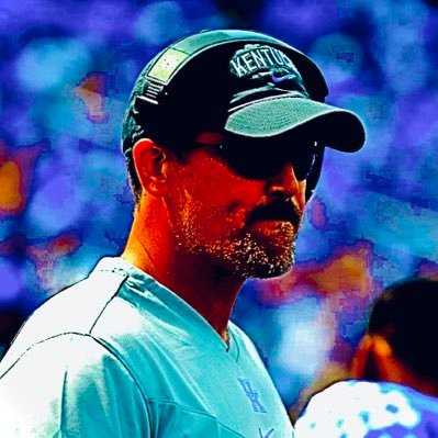 NOTBradWhite_'s profile picture. Parody of UK’s current defensive coordinator. I like my collar blue and my corner’s 10 yards off. Go Cats. GOOOOOOOD MORNING BBN⚪️