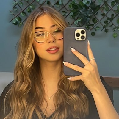 rhanagb's profile picture. 