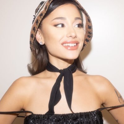 ariana ♡ sabrina 𐙚 ̊ fifth harmony ;༊ | music fanatic and aspiring film enthusiast | seeing ariana on july 13th