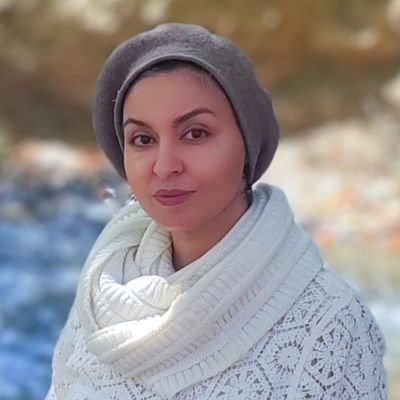 جهان چیزی نداشت جز کلماتی ستایش‌آمیز در شرح رنج که به آنها شعر می‌گفتیم... و بوسیدنت... و بوسیدنت... و بوسیدنت