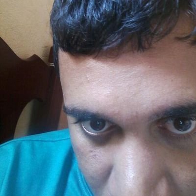 CanaviriJJavier's profile picture. el último romántico de mi barrio 💔