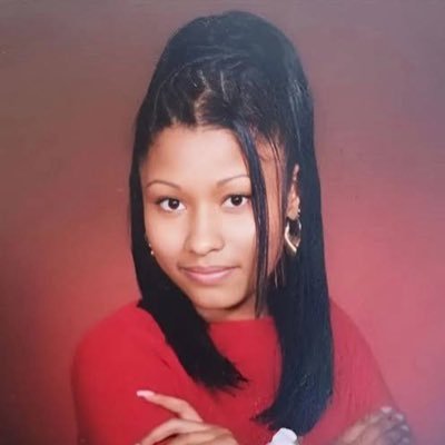 Parody, fan account. @NICKIMINAJ follows. (liked x22 & tweeted x4) main: @kikkydoll