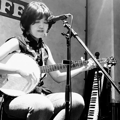 eri mochico（エリ モチコ） Profile