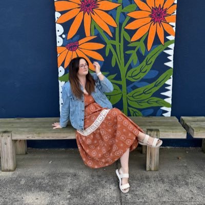 christian gamer girl that enjoys loving on the hubby, tiny human, and fur babies