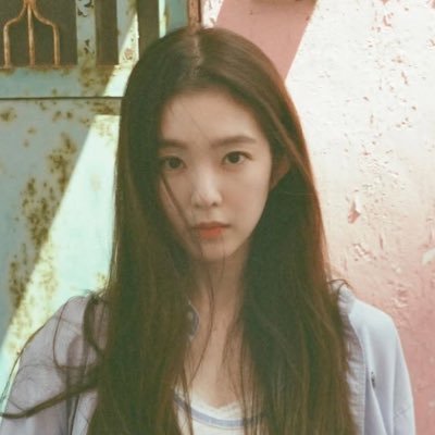 rrreveluvvvv's profile picture. i like the girl next door