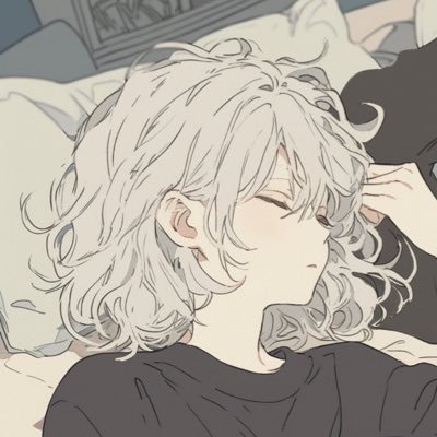 violet_ever111's profile picture. 