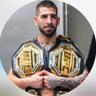 Topuuuregaa's profile picture. 前垢はいれんなった　格オタ