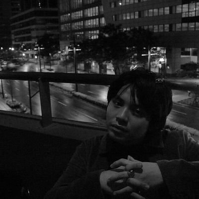 isyrenm's profile picture. 