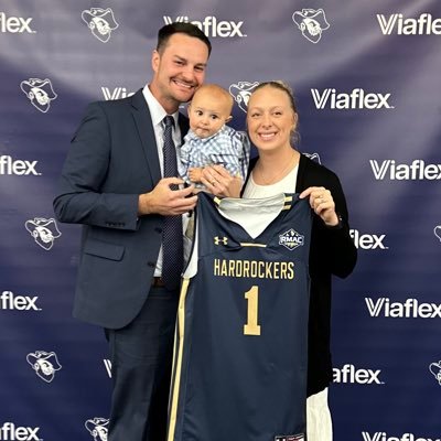 Head Basketball Coach @HardrockerMBB 🏀| Central College (IA) Alum | Hometown: Archie, MO