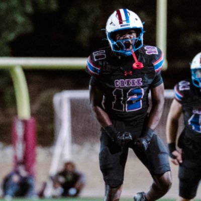 5’11” 180 lbs | 2 D1 offers @creekfb | God | Family | 🏈 🏃🏾♂️ 11.5 100m | 4.22 shuttle | ID# 2310127468 | email youngkmack@gmail.com | State Champ