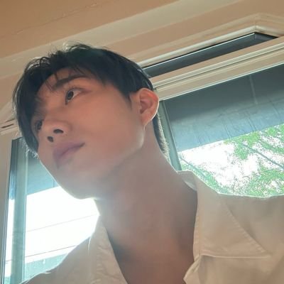 #INTAK — Captivating with his confident demeanor and striking good looks.