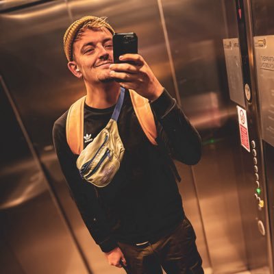📺 TV AP | BBC Studios APAP alumni 🏴 @rtswales committee member 🎙️ Getting into TV podcast 🦒 Zoo public engagement volunteer 🎬 lover of movies