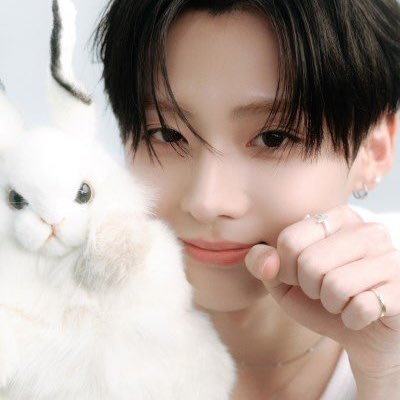 sangkomii's profile picture. 확신의얼빠