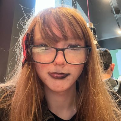 pixelslick's profile picture. Just want to make people happy with Gaming🏳️‍⚧️