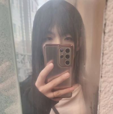팔로잉은 실제로 뵌 분만 하고있어요/저도 사람인지라 부끄럼 많이탐/츤츤쟁이/독고다이/2018.03.31 연애중~♥ 2738/선팔은 잘 안하는 주의