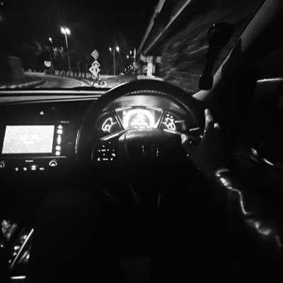 teyraangz's profile picture. quiet, but my aura loud as sh*t.