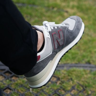 cinemafic's profile picture. 外資系コンサル × 映像｜山形出身 白金と横浜綱島で暮らしながら、 都市の景色・持ち物・休日を“静かに記録する”Vlogを制作。 忙しく働く人が、自分らしさを取り戻すための小さな余白を。 SONY / RICOH｜https://t.co/whf24v10GA コンサルをつぶやくアカウント:@thedayandsudeni