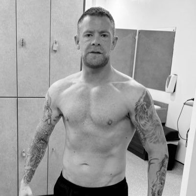 Dad of Two Boys 🩵🩵 Family 🤍 1810 🤝🏻 🏠 BJJ Specialist - Sober 11 Months 💜 POSITIVE ROLE MODEL. 💯 Personal Trainer 📍