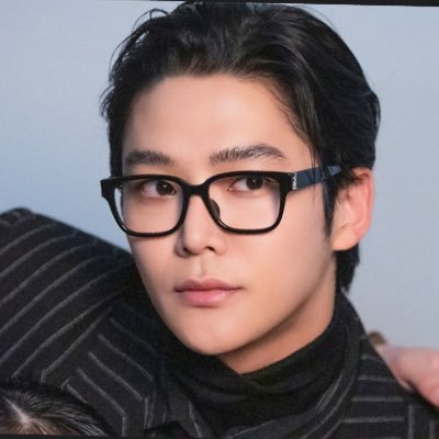 恋慕でロウン君LOVEに❤️ 韓国ドラマも大好き!仲良くして下さい✨ ツイッター超🔰ですが宜しくお願いします!!