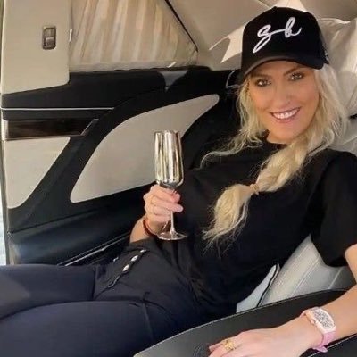 DorisEvan65809's profile picture. I’m good a caring and honest lady I’m a billionaire wealthy family I came here to help people in  any situation