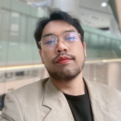 TK_BOR's profile picture. - Owner Business - Freelance / Creative / Copy writer - ig : tk_bor เป็นมนุษย์แพ้ อหว แพ้มากกก แว่นมา คือ เข้ารอบ งื้อ