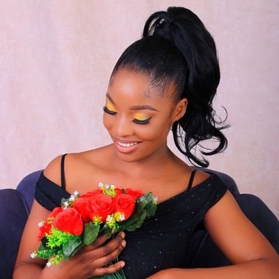 Sphesihle❤️Sports🏐Paper chaser💰Peace⚪️RealitytvShows👌