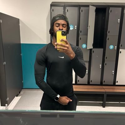 Instagram- jayg231097 🤍💛💙 “Good vibes every ting nice”