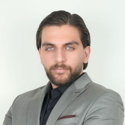 mvnnyhamze's profile picture. در مسیر تبدیل شدن به یک مالیچی به سمت مارکتینگ کشیده شدم؛
اینجا براتون از مالی، مدیریت و اقتصاد و تلاقیشون با اتفاقات روزمره می‌نویسم 💡