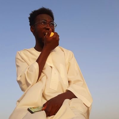 Anasjj53's profile picture. ابعد الهم بي الكتابه ..، وانصر الفقرا الغلابه..،  وادفن الشوق في الموسيقى 💚