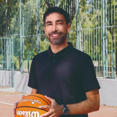 Periodista.
Director de @GigantesBasket
Narrador y comentarista.