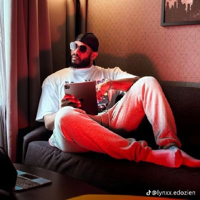 Raymondedozie's profile picture. 