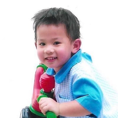 Pipi111999's profile picture. #TuiChayatorn 🥓 | #LYKN 🐺 | #WilliamEst 🎸🦈| #PerthSanta 🐯🐶