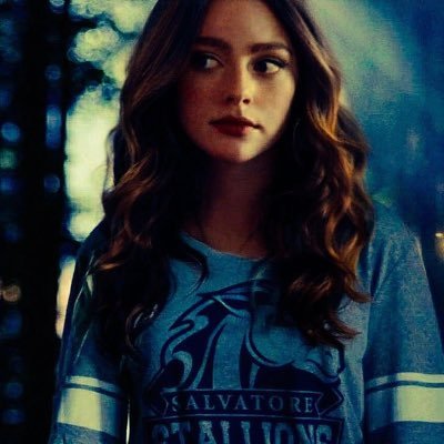 +21 ✍️ pretty, rich, competitive, sassy ~ deadly unstable powers and unknown past father~@devious_hunter {OC no lewd} age 20 FC-Danielle Rose Russell