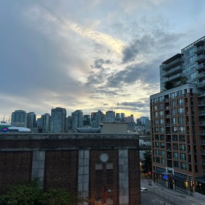 aidandavmueller's profile picture. Entrepreneur & Founder of ClearMind and Frische-Seiten ⋅ Building my blockchain information management business and sharing everything along the way.
