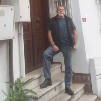 İtikatta Maturidi, amelde Hanefiyiz.Dede korkut nefesiyiz, Yesevi ocağının ateşiyiz. Anadoluyu yurt yapan, horasan erleriyiz.