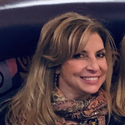 zsakleene's profile picture. 