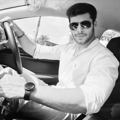 Manishkr_108's profile picture. An MNC Mazdoor 🥸. Lawyer by coincidence too.
Gym lover. Hanuman Bhakt. Love Beach ⛱️ and Music 🎧🎶.