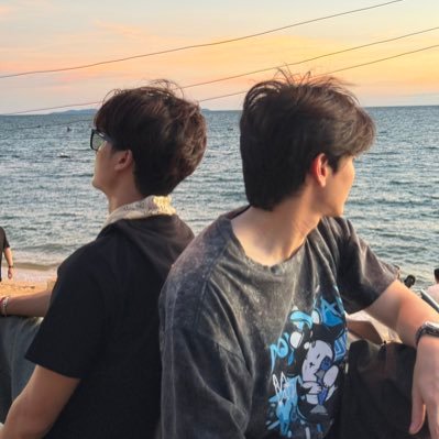 prwpetch's profile picture. แพ้ความน่ารัก #Newwiee #Tawan_v 💙🐻‍❄️🐬