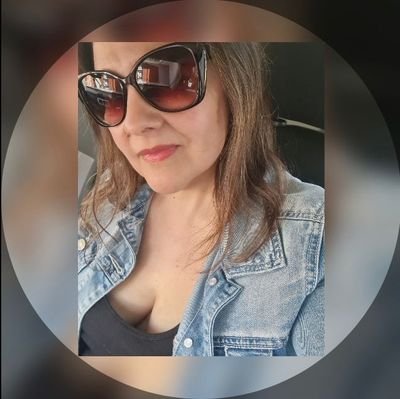 roestayre's profile picture. música 🎶 y un vinito🍷   🚫 NO DM