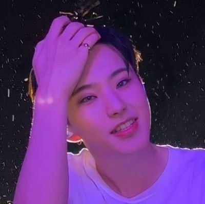 ellalalea's profile picture. 012 carat 💎✨