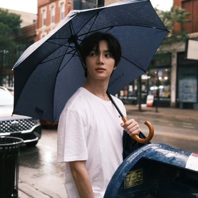 bamgyuup's profile picture. beomkem's precious cookey, found his sweetest recipe in the heart of @xtaehyunz. (2001)