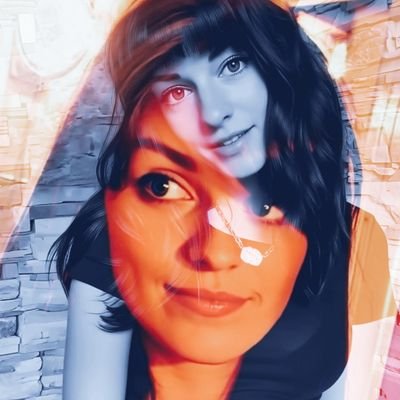 Say her name and she reappears, eventually. old account nuked. wine, coffee, yoga, wrestling & the arsenal ❤️🤝🧠