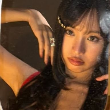 if thereʼs such a thing as beauty standard it would be based on natty’s face