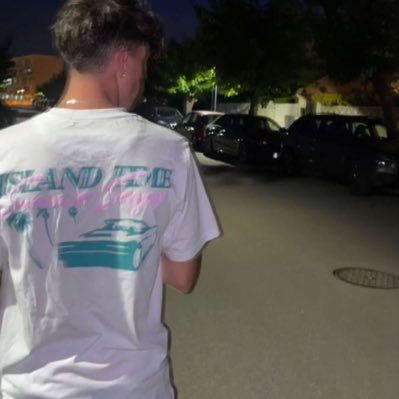 tusum_'s profile picture. 